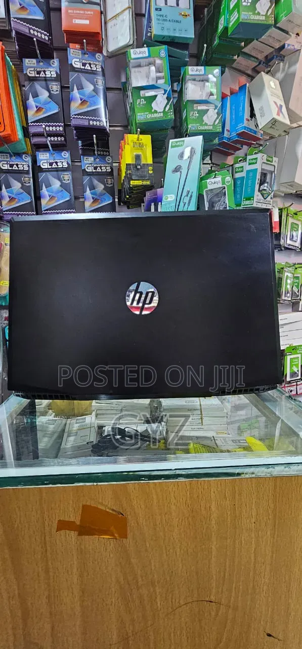 Laptop HP 15 8GB Intel Core i5 HDD+SSD 512GB