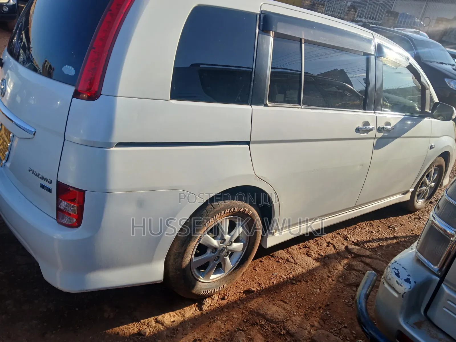 Toyota ISIS 2008 White
