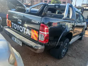 Toyota Hilux 2.5 Cab 2005 Black
