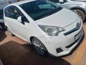 Toyota Ractis 2012 White