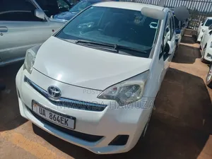 Toyota Ractis 2012 White