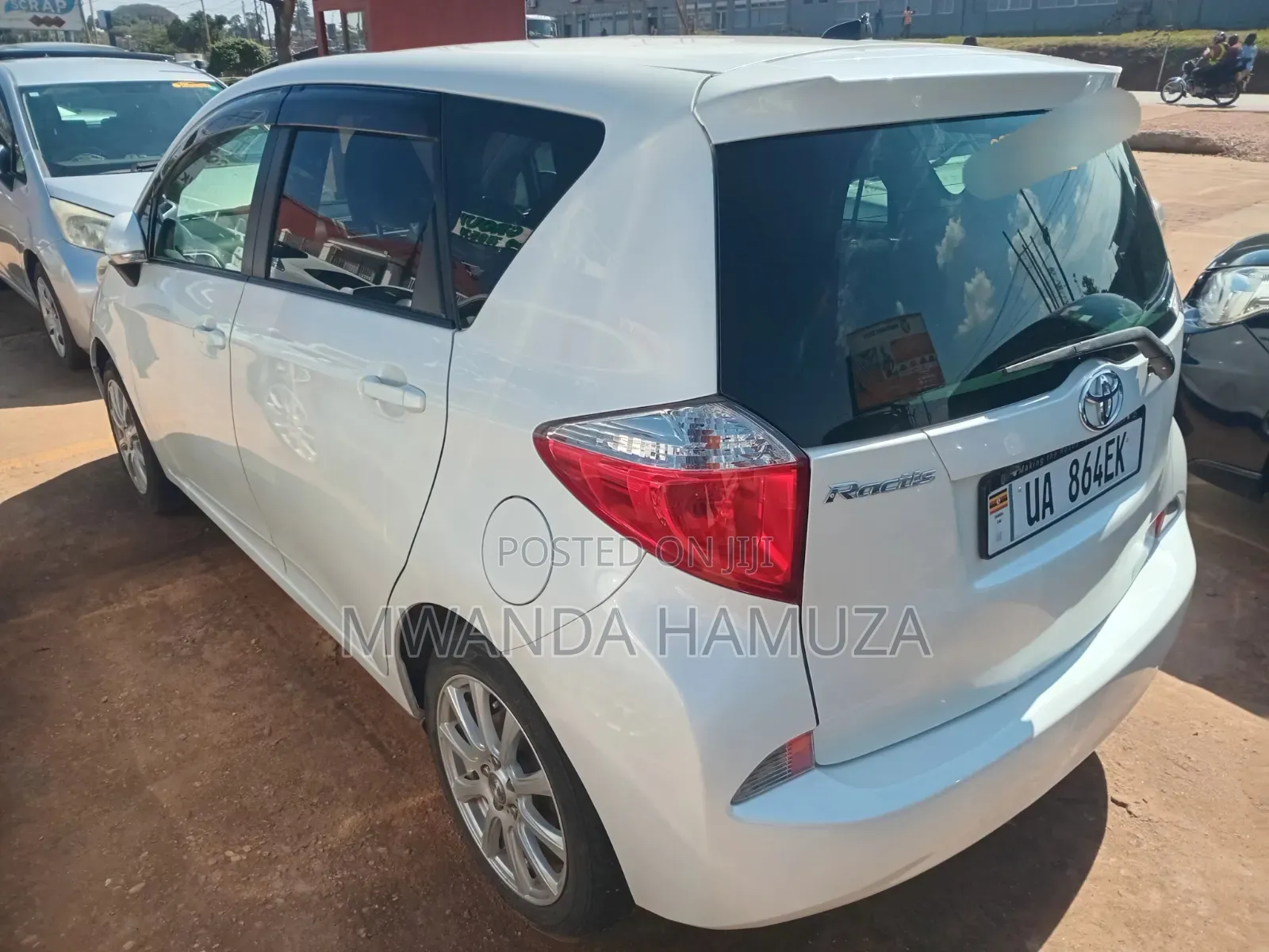 Toyota Ractis 2012 White
