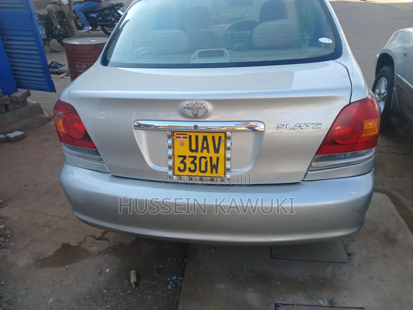 Toyota Platz 2002 Silver