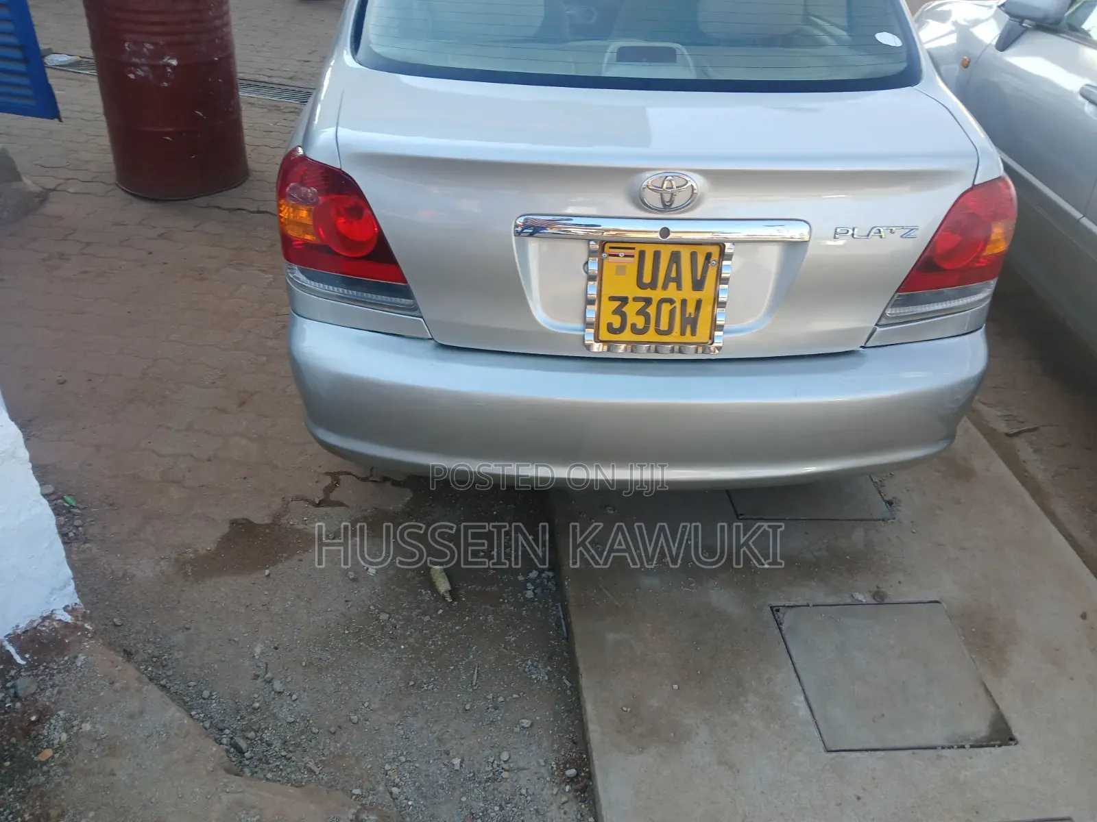 Toyota Platz 2002 Silver