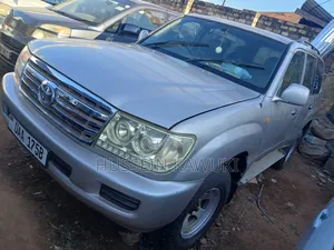 Toyota Land Cruiser Prado 2005 Silver
