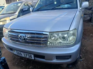 Toyota Land Cruiser Prado 2005 Silver