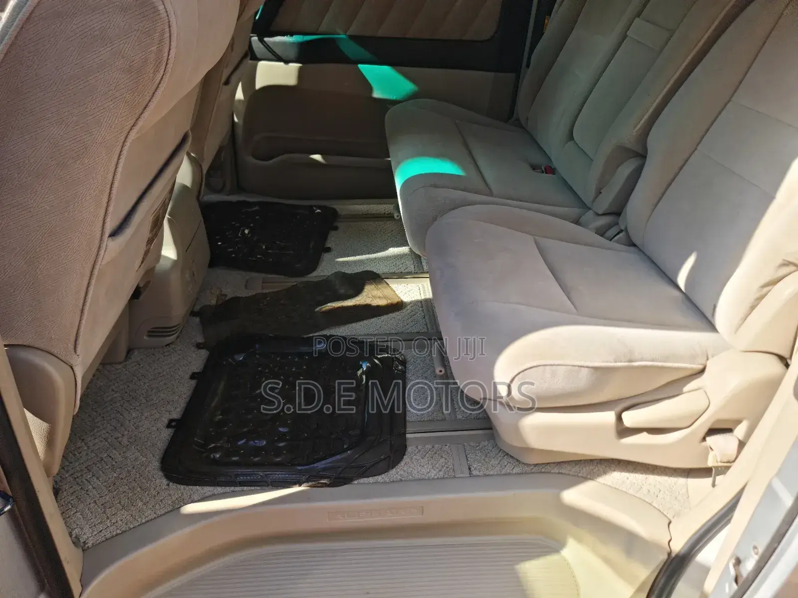 Toyota Alphard 2008 Gold