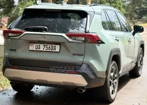 Toyota RAV4 Adventure AWD 2020 Green