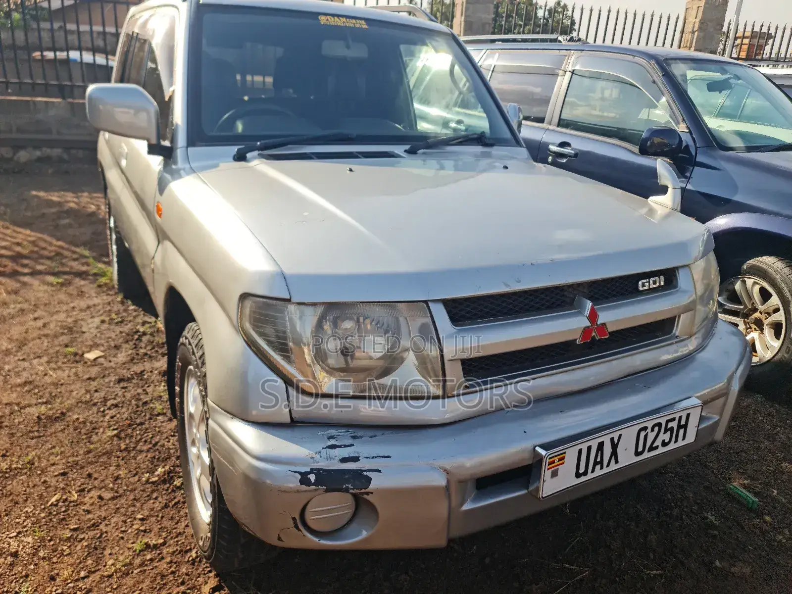 Mitsubishi Pajero IO 2004 Silver