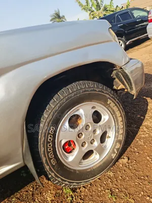Mitsubishi Pajero IO 2004 Silver