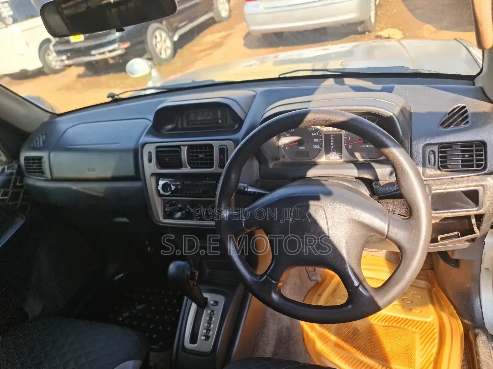 Mitsubishi Pajero IO 2004 Silver
