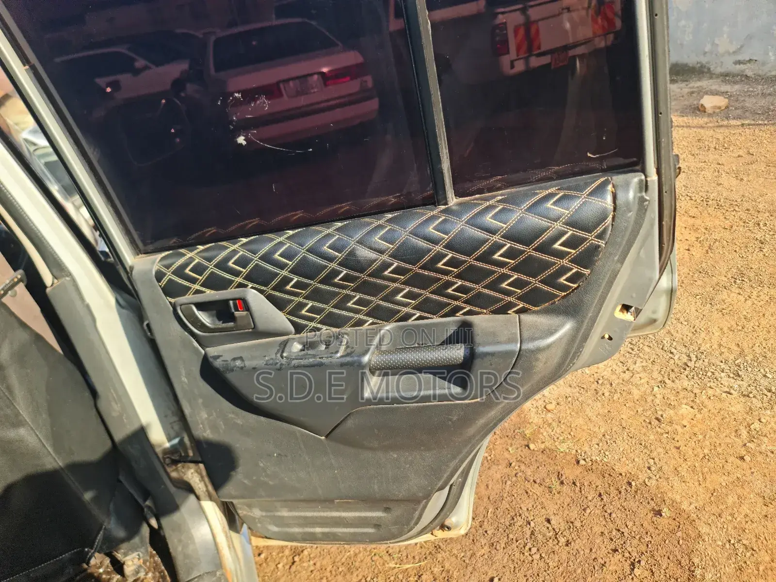 Mitsubishi Pajero IO 2004 Silver