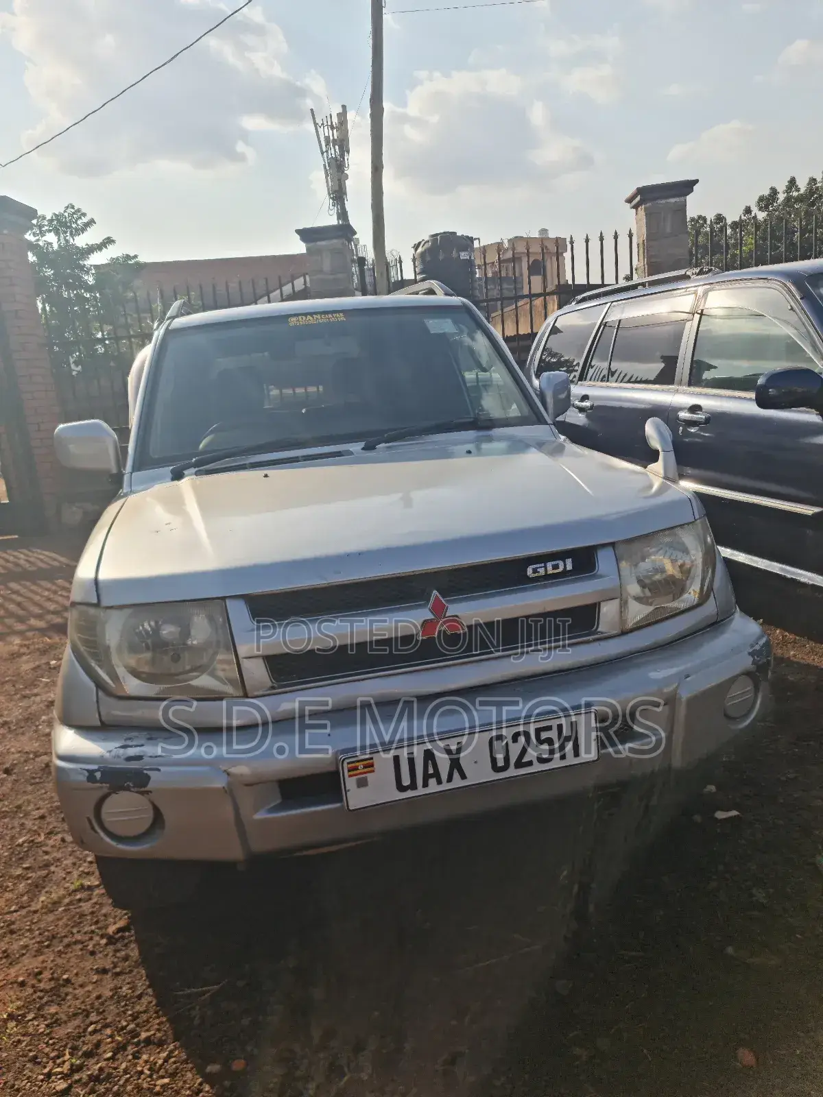 Mitsubishi Pajero IO 2004 Silver
