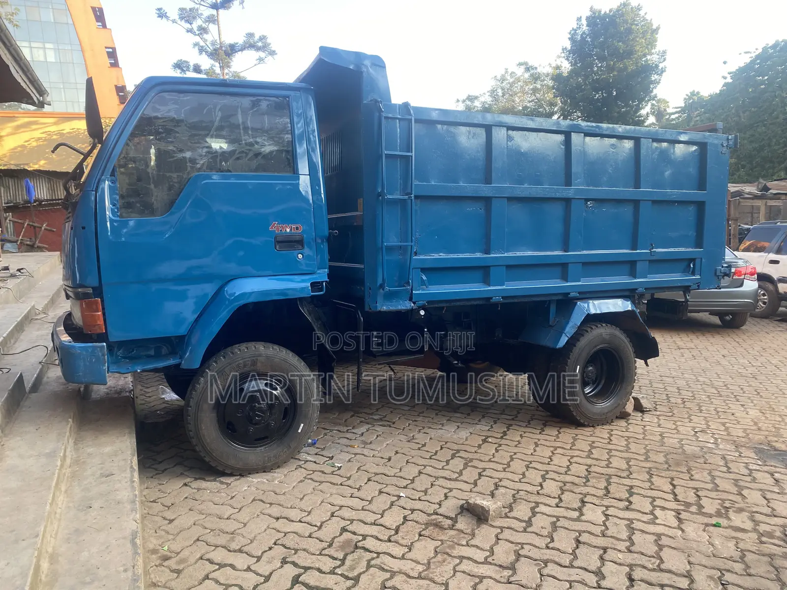 Mitsubishi Truck Dumper - Canter 1990 Blue