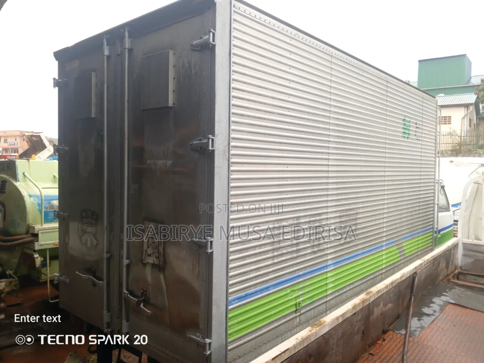 Isuzu E Lf Big Head Box Body