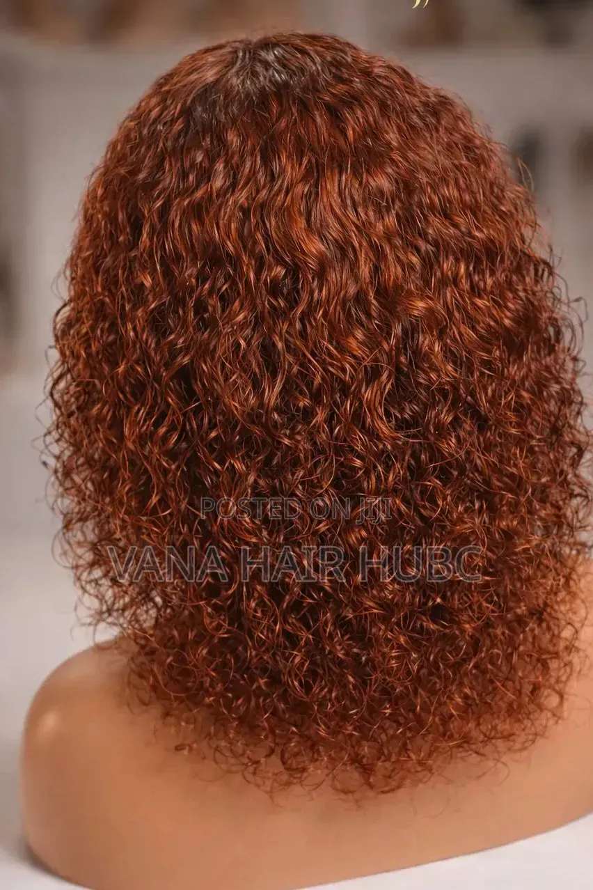 Fringe Bob Curly Wig