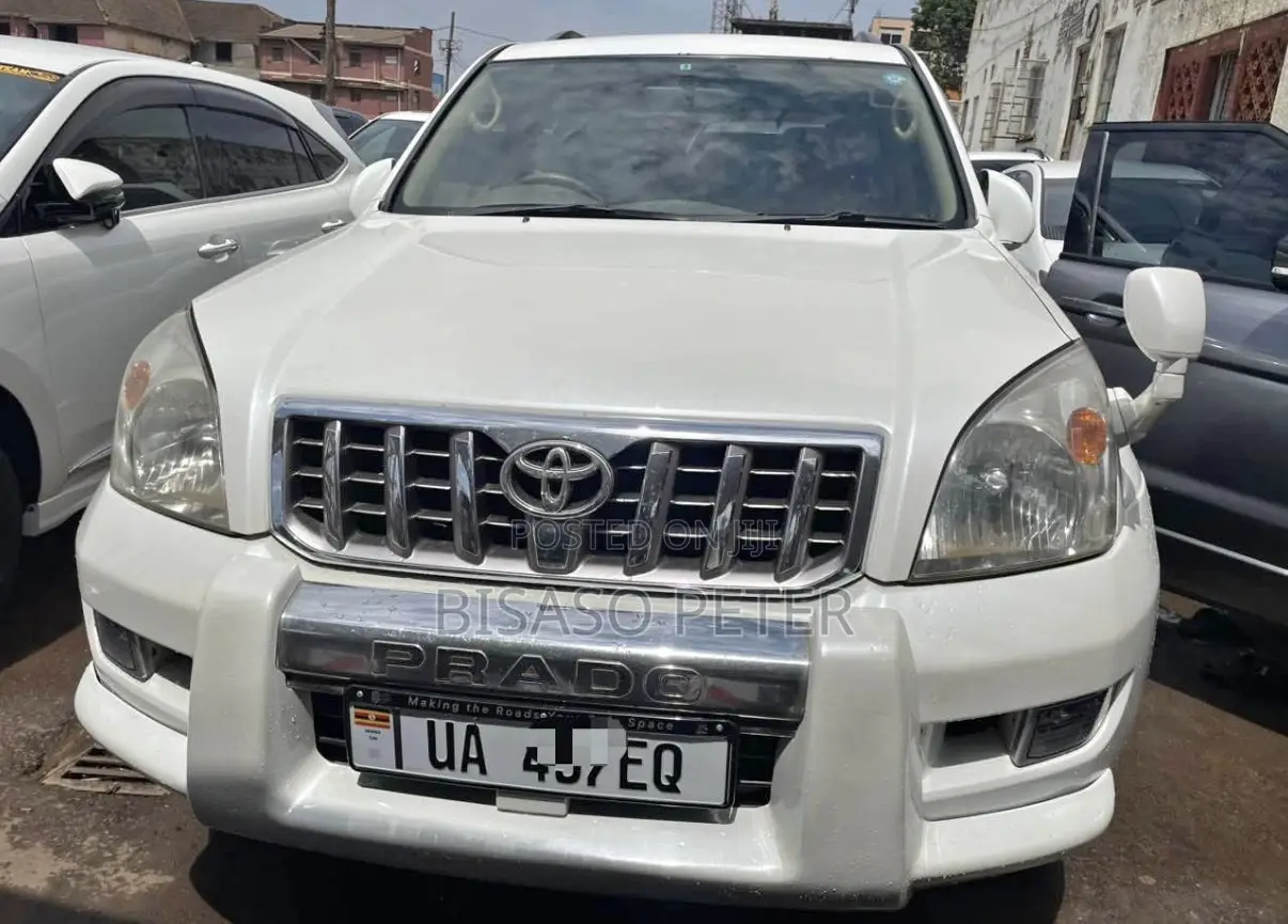 Toyota Land Cruiser Prado 2007 White