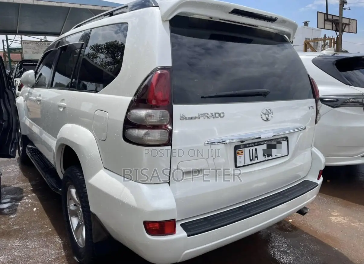 Toyota Land Cruiser Prado 2007 White