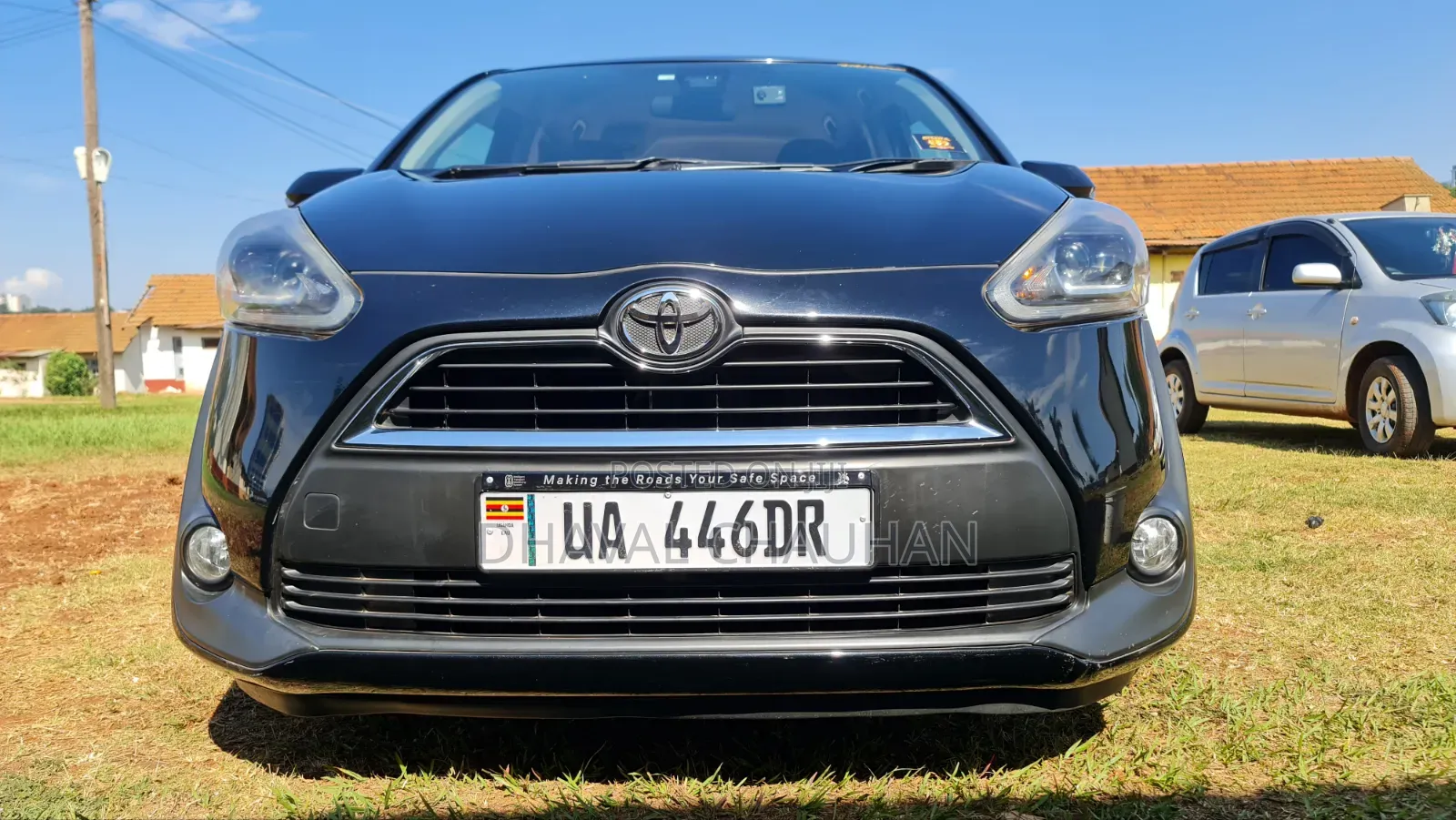 Toyota Sienta 1.5 AWD 2016 Black