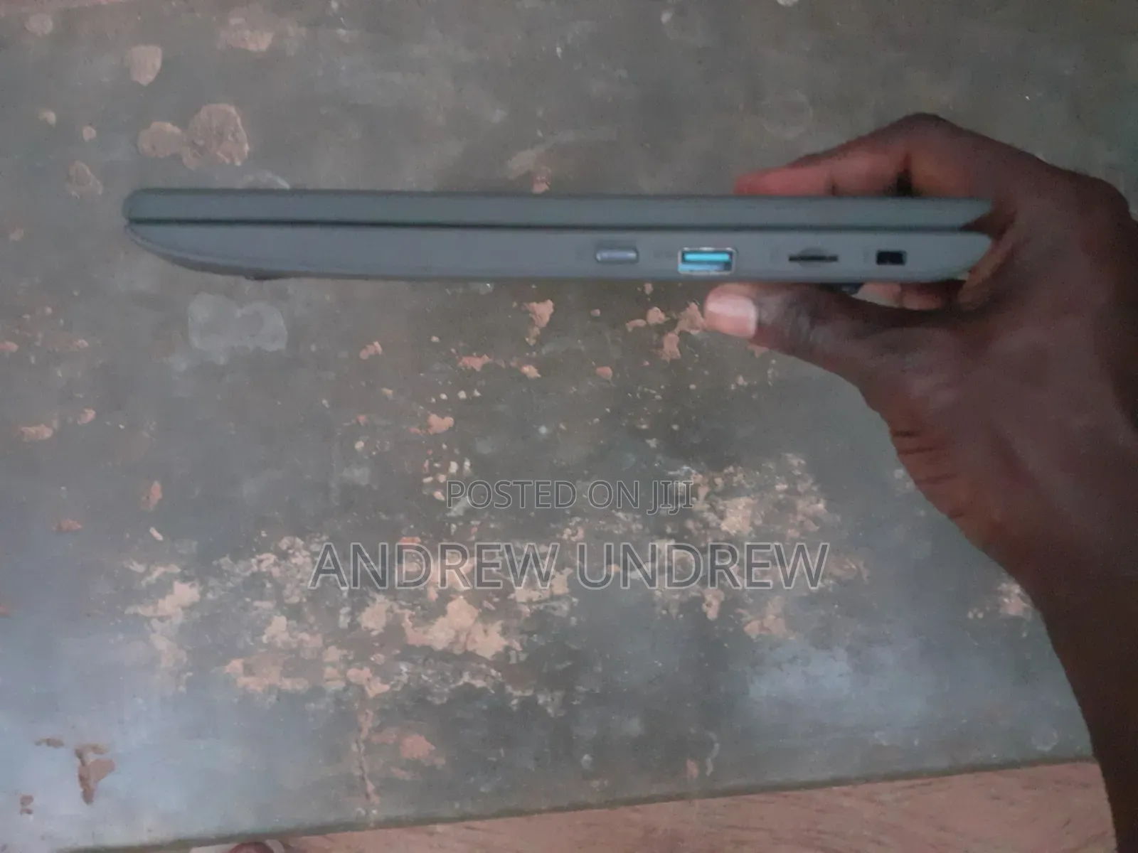Laptop Lenovo 100e 4GB Intel Celeron HDD 60GB