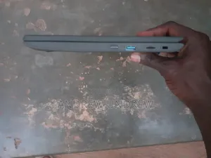 Laptop Lenovo 100e 4GB Intel Celeron HDD 60GB