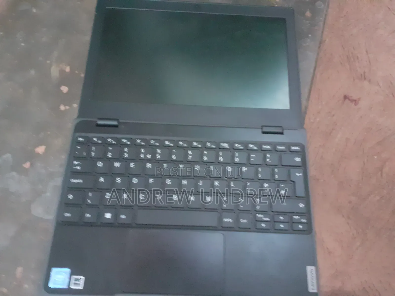 Laptop Lenovo 100e 4GB Intel Celeron HDD 60GB