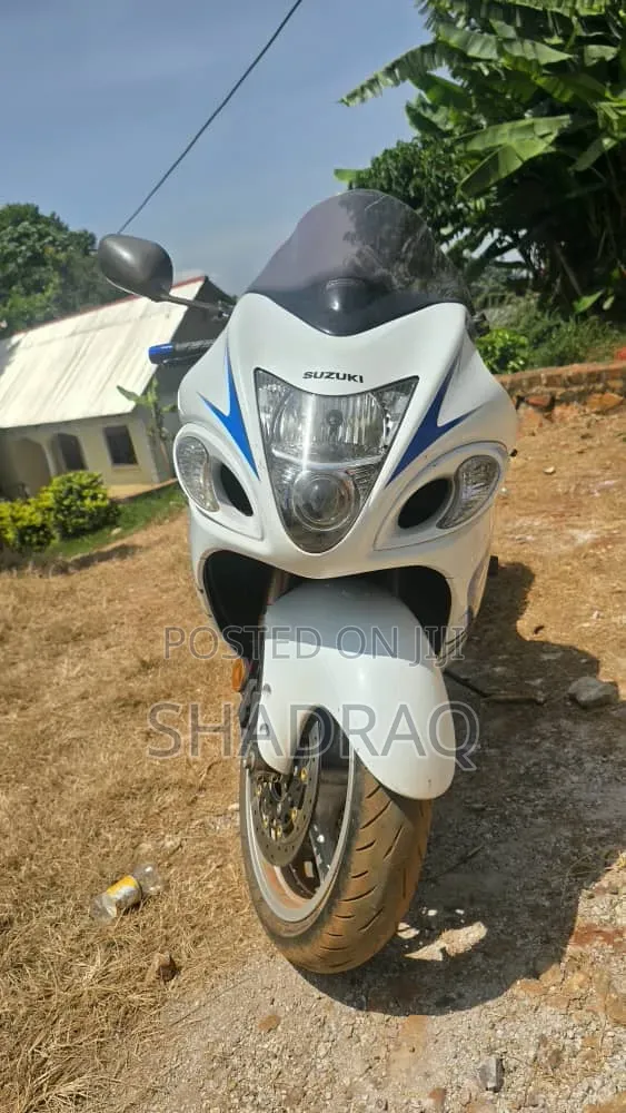 New Suzuki Hayabusa 2017 White