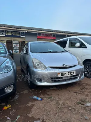 Toyota Wish 2006 Silver