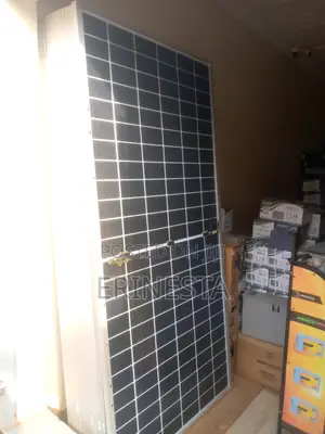 5kwh 51.2v Lifepo4 Solar System: 6.2kw Hybrid Inverter 4×710w Panels