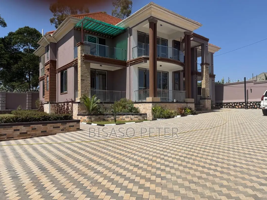 6bdrm Mansion in Kira, Central Division for sale