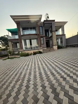6bdrm Mansion in Kira, Central Division for sale