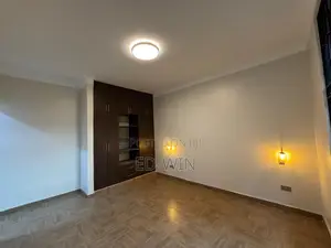 6bdrm Apartment in Magere Seta, Kira for sale