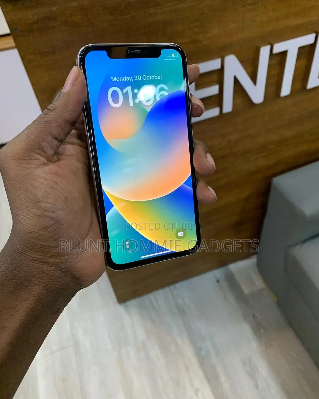 Apple iPhone XS 64 GB White