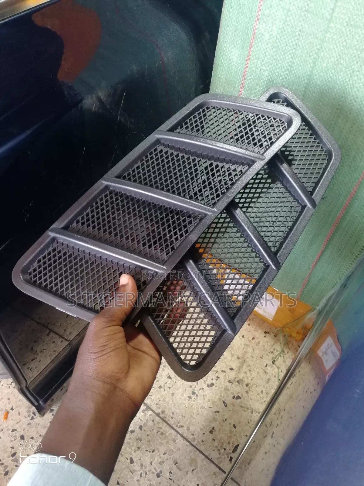Bonnet Nets /Hood Air Vents for Mercedes Benz Ml 2012-2015