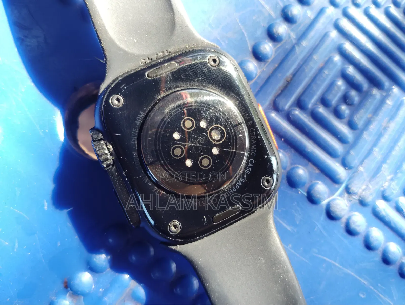 Smart Watch With Brocken Screen and No Charger for Sale