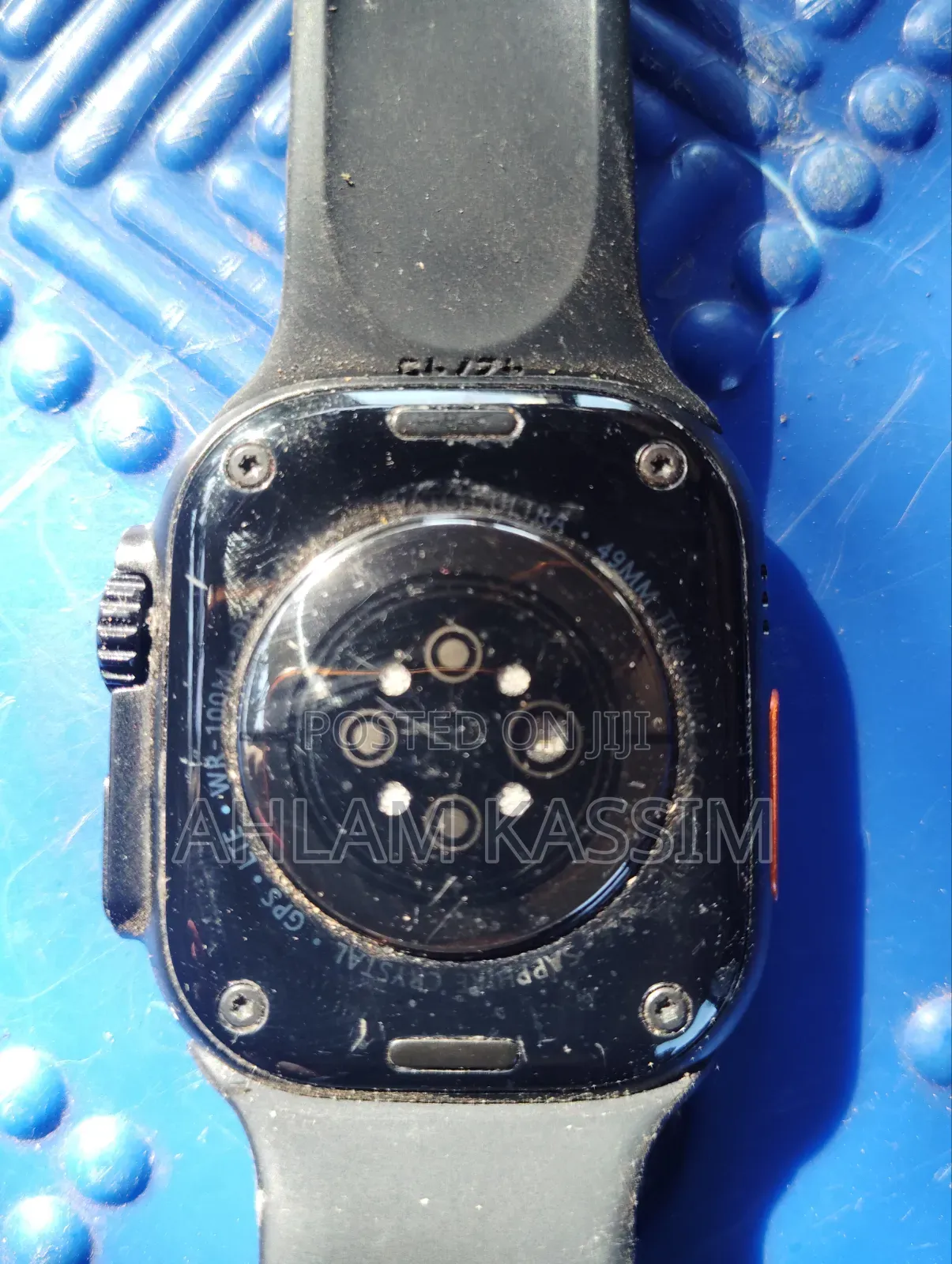 Smart Watch With Brocken Screen and No Charger for Sale