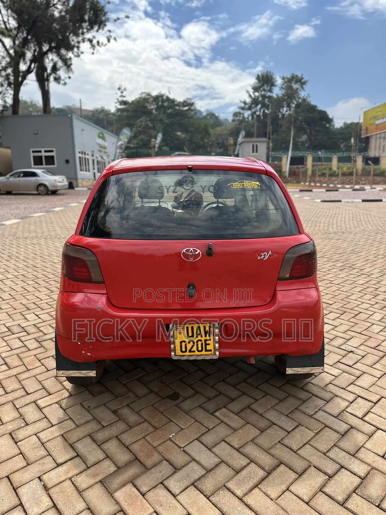 Toyota Vitz 2001 Red