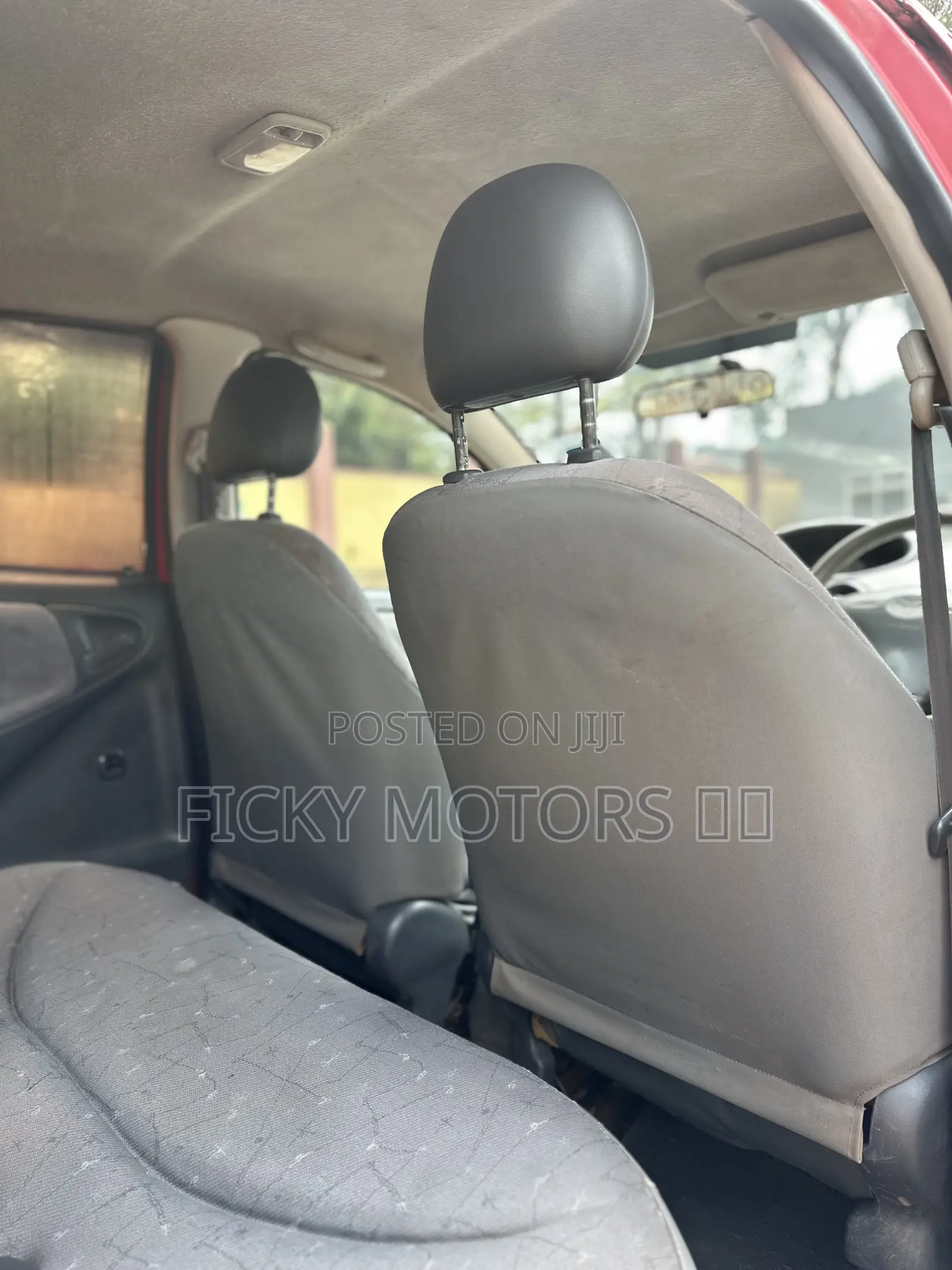Toyota Vitz 2001 Red
