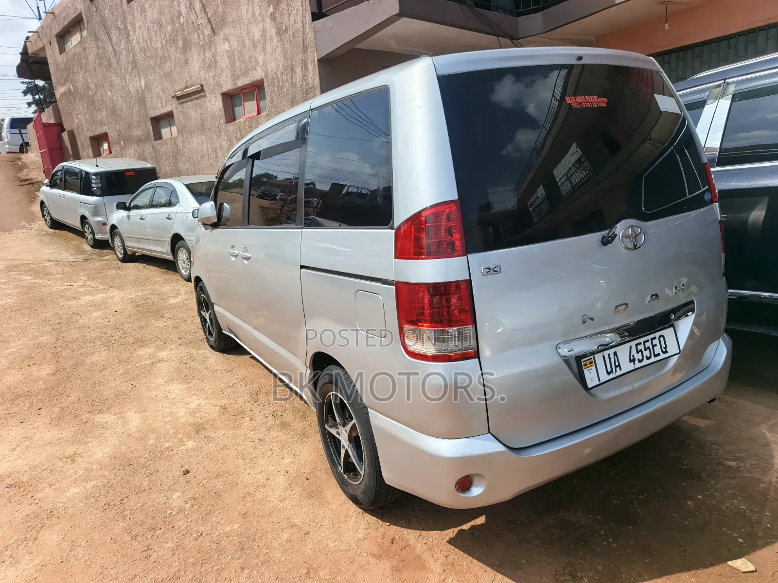 Toyota Noah 2003 Silver