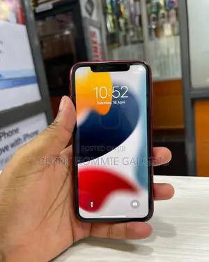 Apple iPhone 11 64 GB Red
