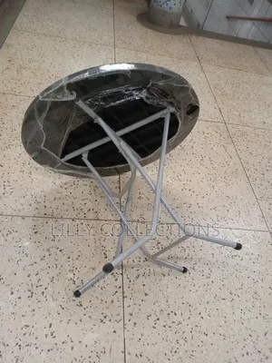 Round Foldable Plastic Table