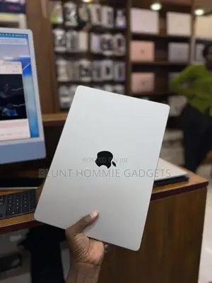 Laptop Apple MacBook Pro 16GB Apple M4 SSD 500GB