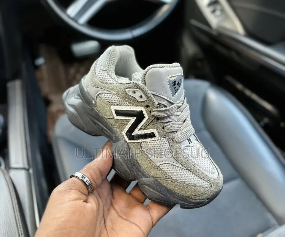 New Balance 9060 Pink