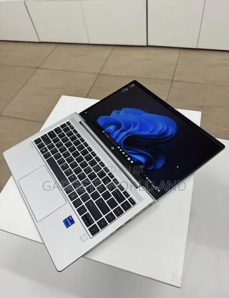 New Laptop HP ProBook 440 G10 32GB Intel Core i7 SSD 512GB