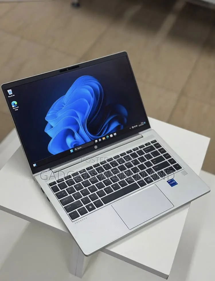 New Laptop HP ProBook 440 G10 32GB Intel Core i7 SSD 512GB