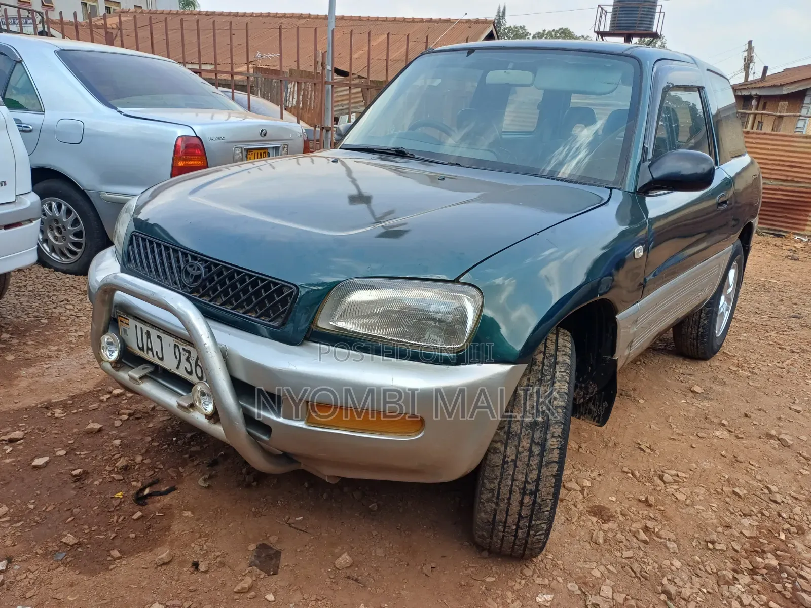 Toyota RAV4 1997 Green