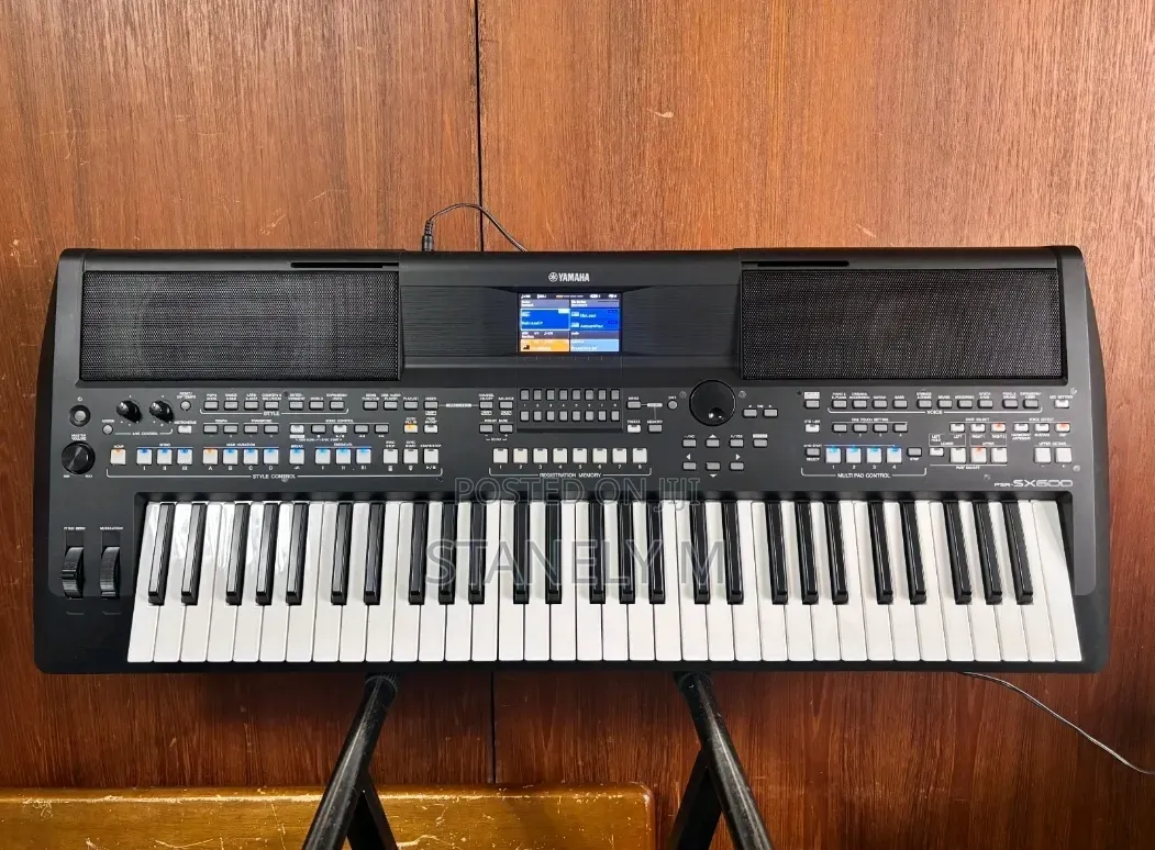 Yamaha PSR Sx600 Keyboard Piano