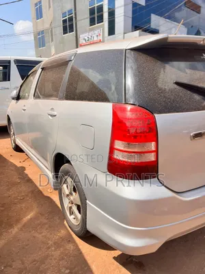 Toyota Wish 2005 Silver