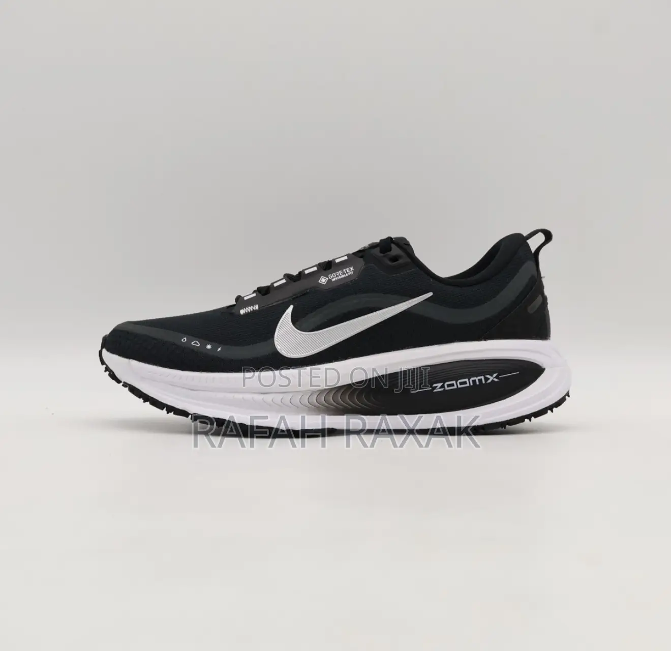 Nike Zoom X Vomero 18 Gore-Tex Running Trainers