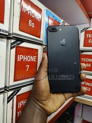 Apple iPhone 7 Plus 128 GB Black